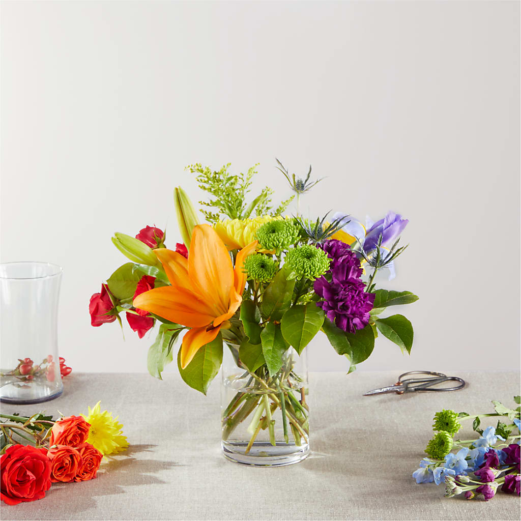 Summer Spectra - A Florist Original – MARAVILLA'S FLOWER SHOP, Sacramento CA