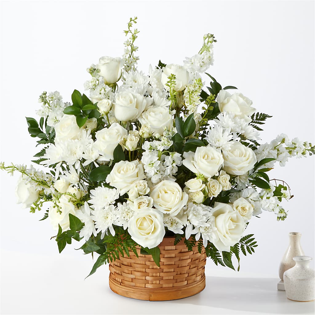 Heartfelt Condolences Arrangement – MARAVILLA'S FLOWER SHOP, Sacramento CA