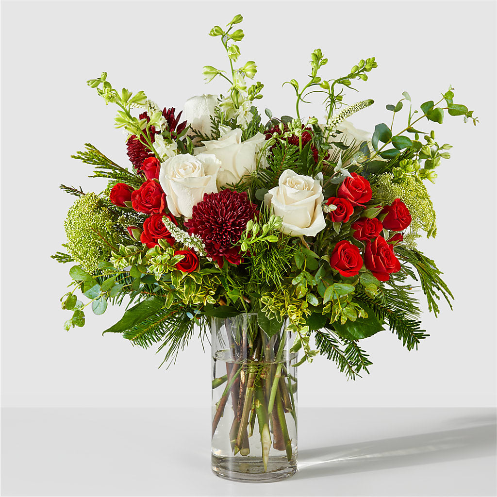 Favorite Traditions Bouquet – MARAVILLA'S FLOWER SHOP, Sacramento CA