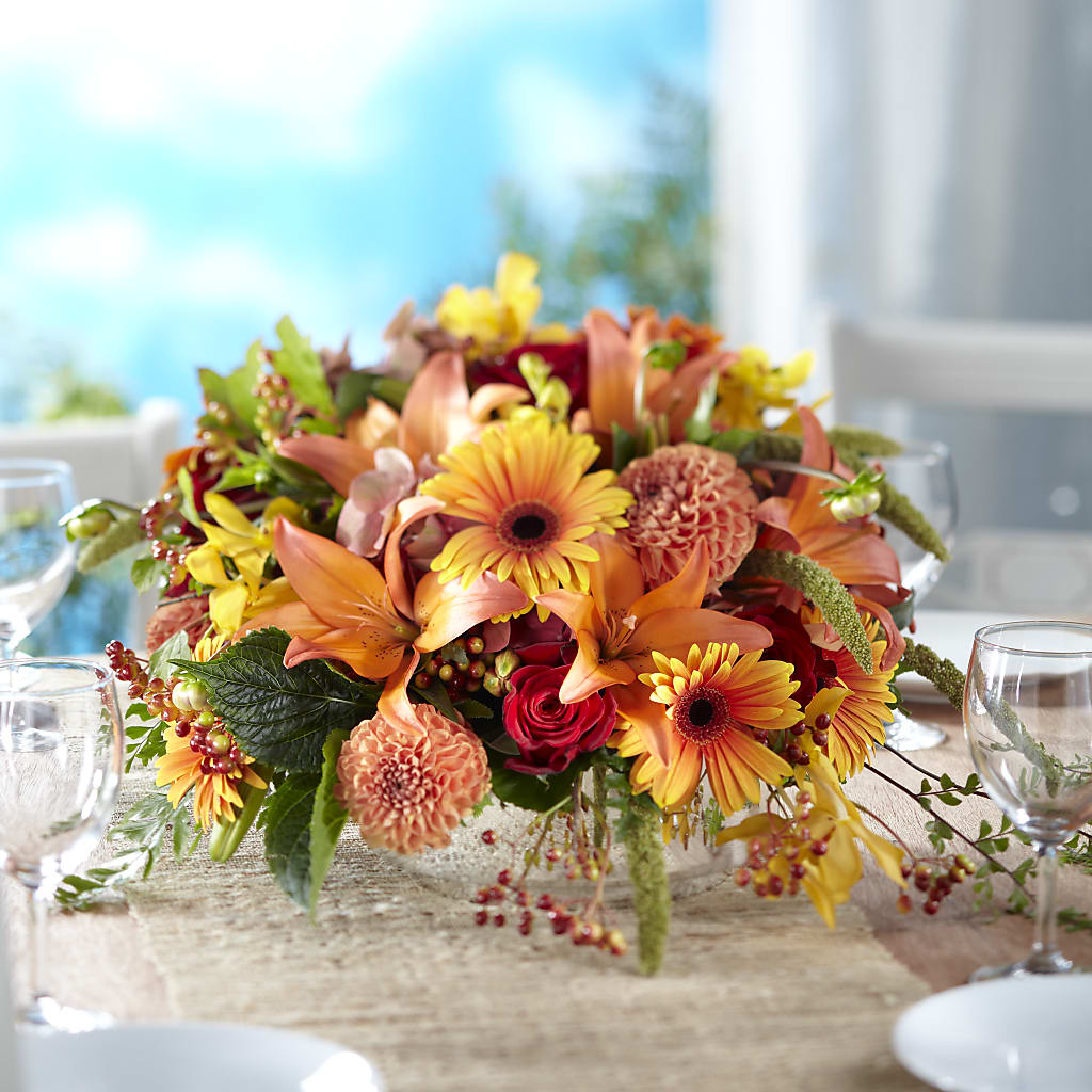 One and Only Centerpiece – MARAVILLA'S FLOWER SHOP, Sacramento CA