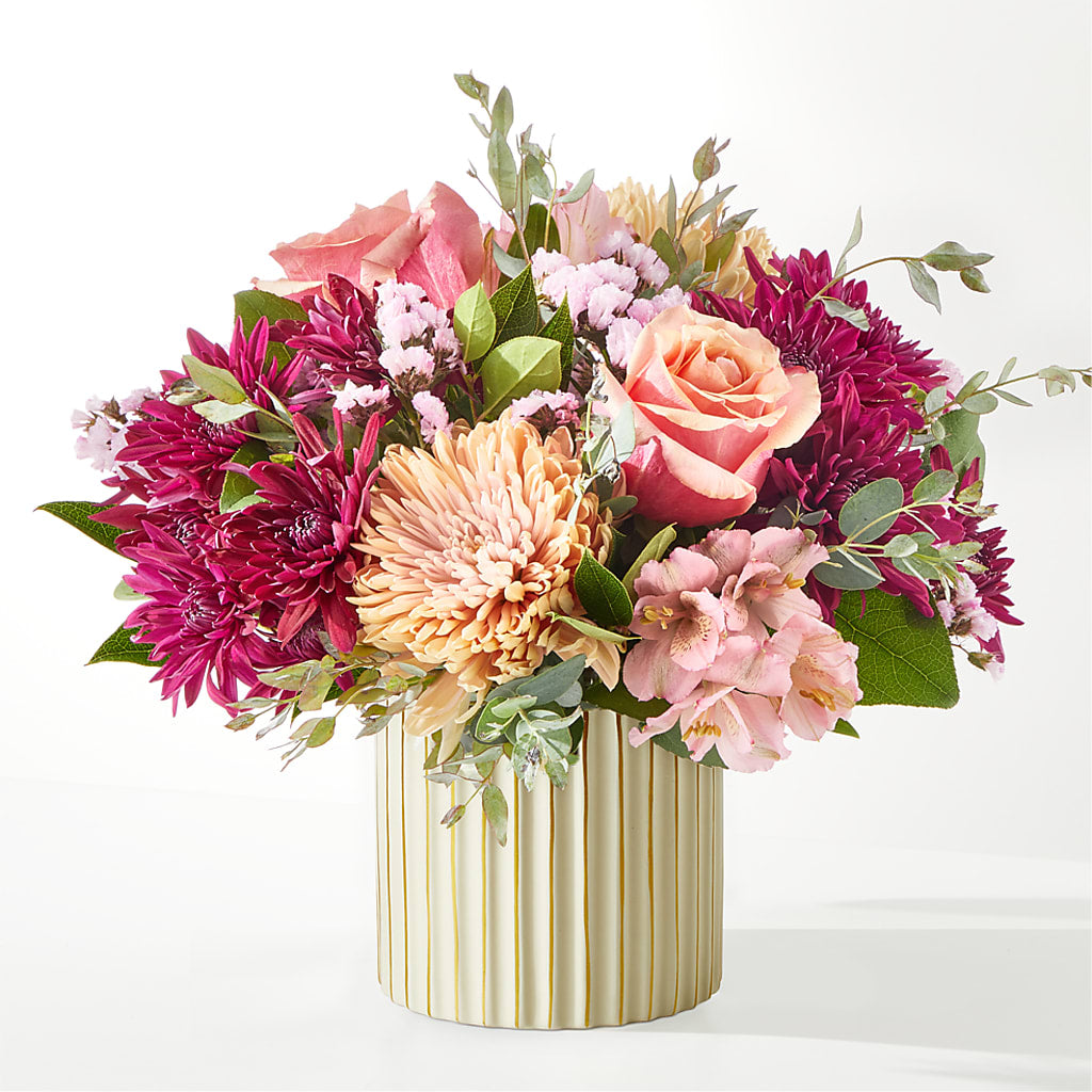 Berry Cobbler Bouquet with Ivory Vase – MARAVILLA'S FLOWER SHOP, Sacramento CA