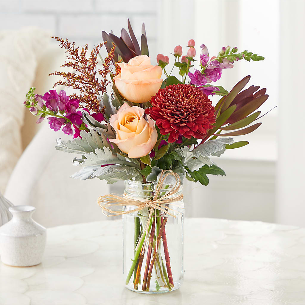 Moody Hues Bouquet – MARAVILLA'S FLOWER SHOP, Sacramento CA